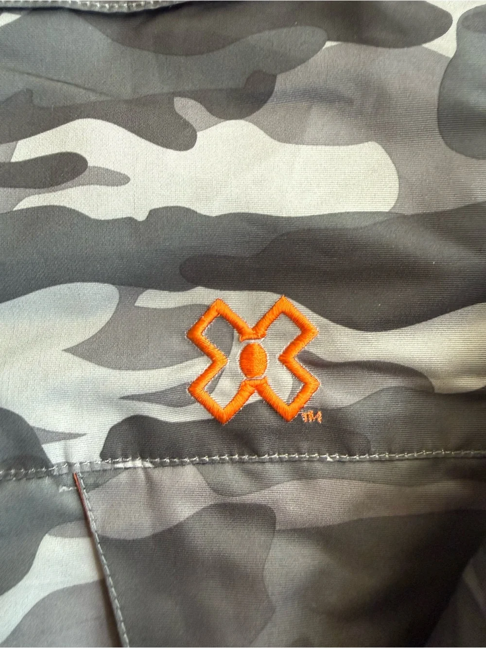 X Games Gray Camo Hooded Ski Snowboard Jacket Insulated Winter Coat Size S